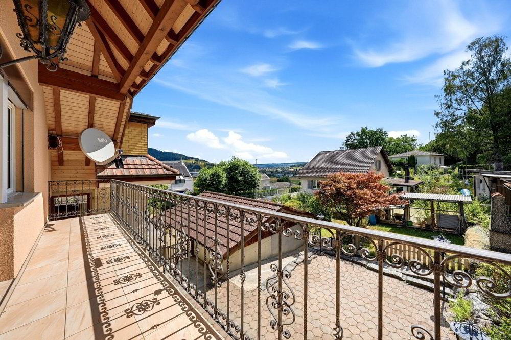 5.5 rooms House to buy in Reinach AG - image 1/11