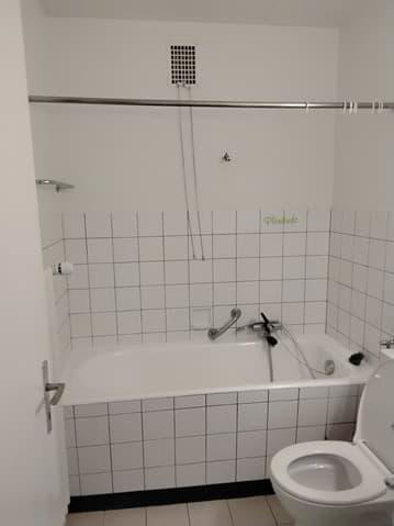 Appartamento di 2 locali in affitto a Travers - immagine 1/8