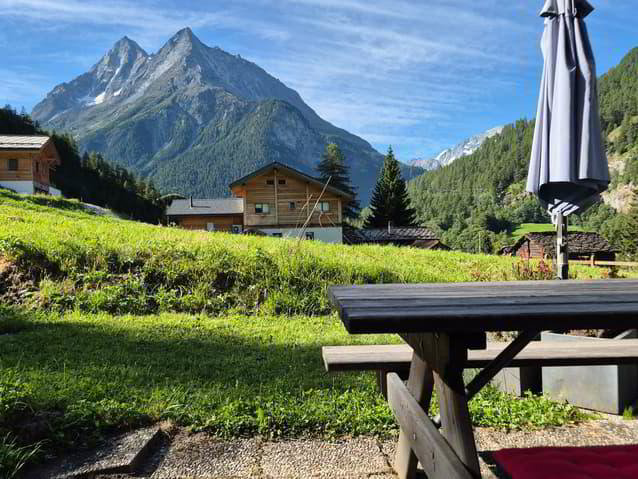 4.5 rooms House to buy in La Tour VS - image 1/11