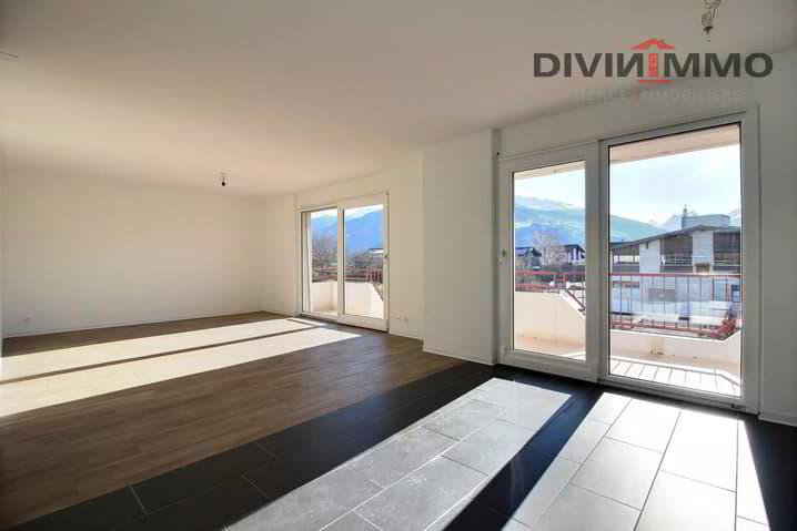 4.5 Zimmer Wohnung zu vermieten in Grimisuat - Bild 1/11