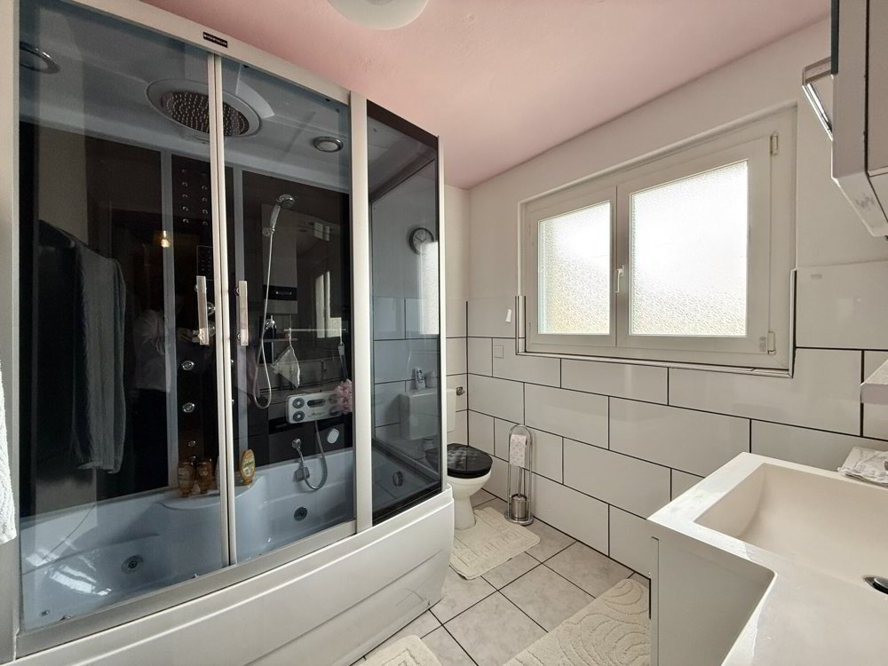 Casa di null locali in vendita a Thunstetten - immagine 1/8