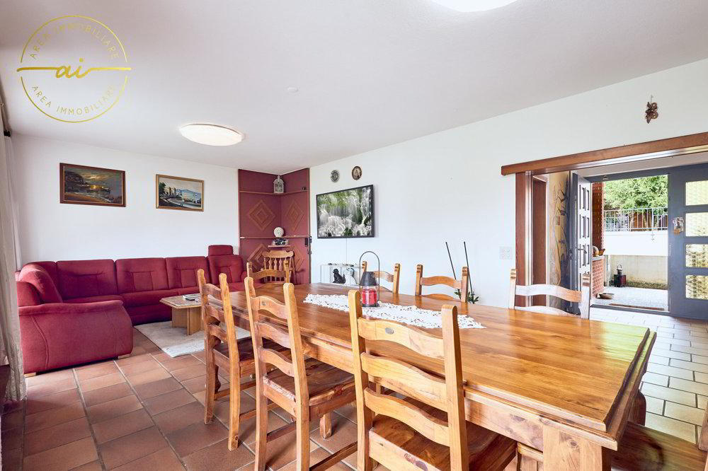 Maison 8 pièces à acheter à Coldrerio - image 1/13