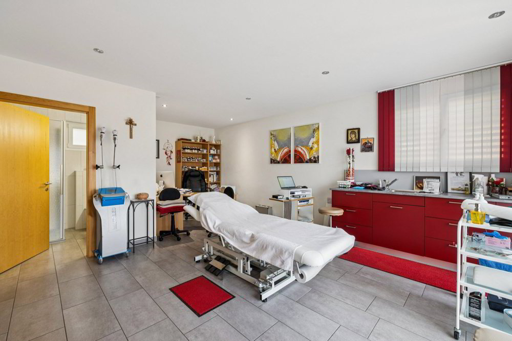 6.5 rooms House to buy in Erde - image 1/10