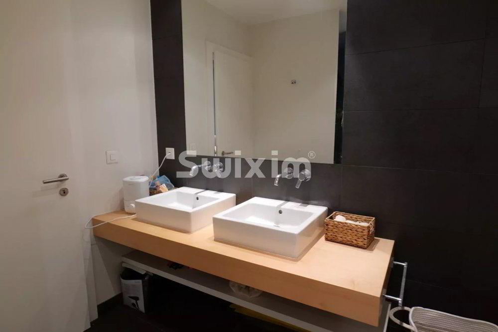 3 Zimmer Wohnung zum verkaufen in Genève - Bild 1/8