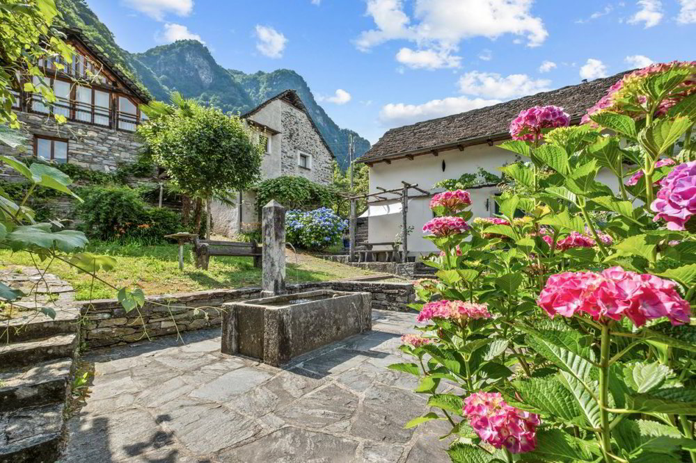 Casa di 2 locali in vendita a Aurigeno - immagine 1/10