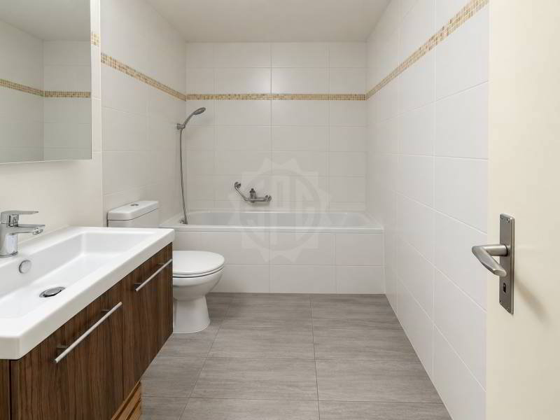 Appartement 4 pièces à acheter à Mont-sur-Rolle - image 1/6