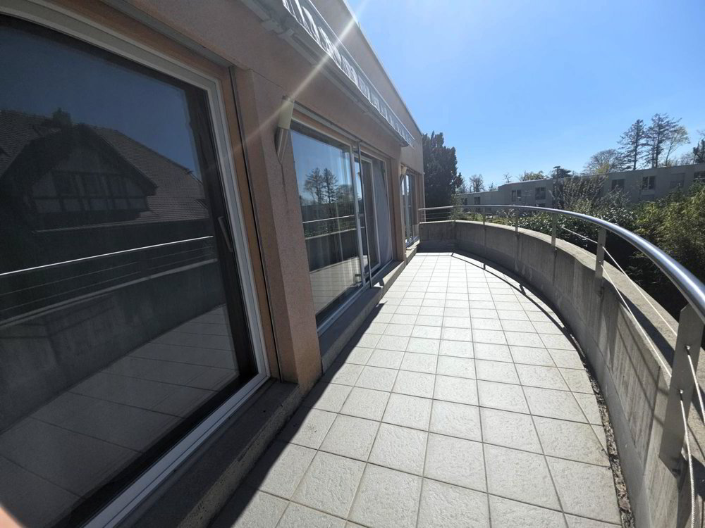 Appartement 4 pièces à acheter à Marin-Epagnier - image 1/13