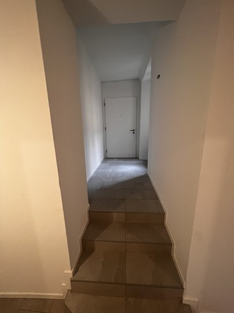 Appartement 3 pièces à louer à Bellinzone - image 1/8