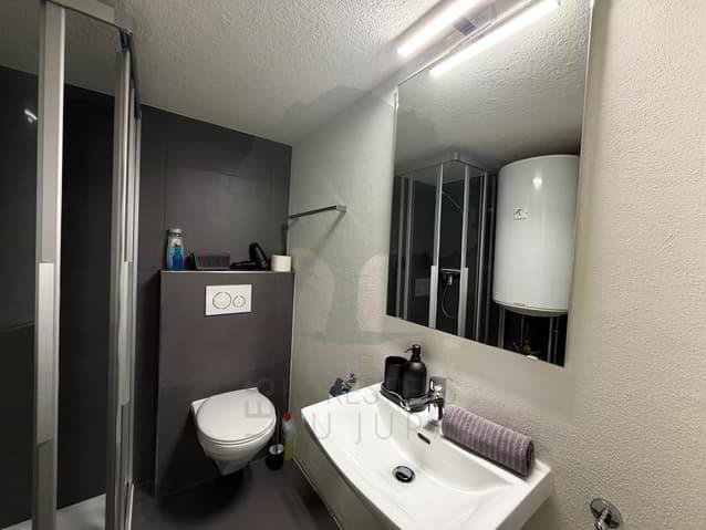 Appartement 1 pièces à louer à Pruntrut - image 1/6