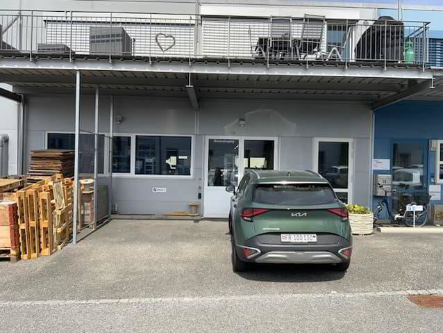 Ufficio & Commercio di null locali in affitto a Morat - immagine 1/1
