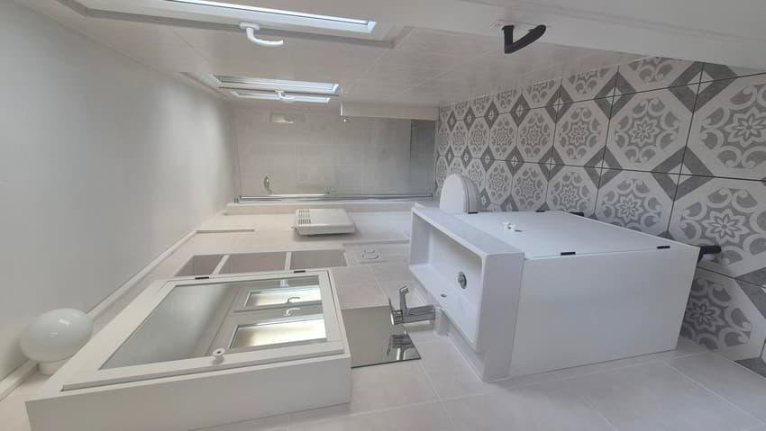7.5 rooms Office & Commercial to buy in Fully - image 1/7