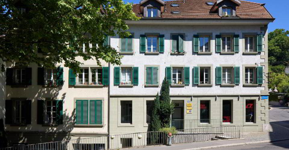 null rooms Office & Commercial for rent in Lausanne - image 1/5