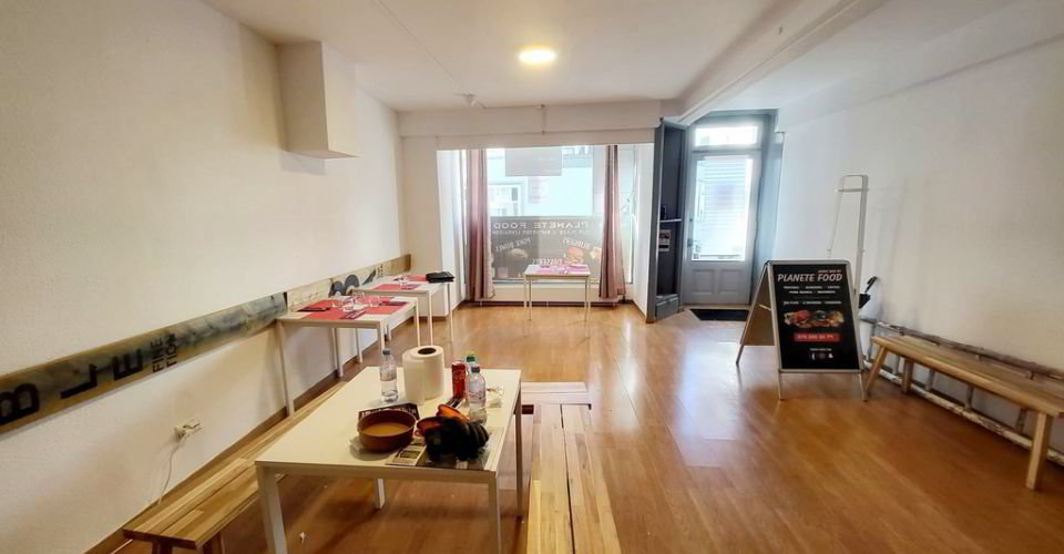 null rooms Office & Commercial for rent in Ste-Croix - image 1/4