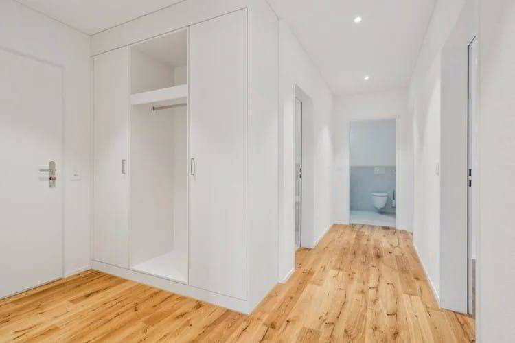4 Zimmer Wohnung zum verkaufen in Schaffhausen - Bild 1/13
