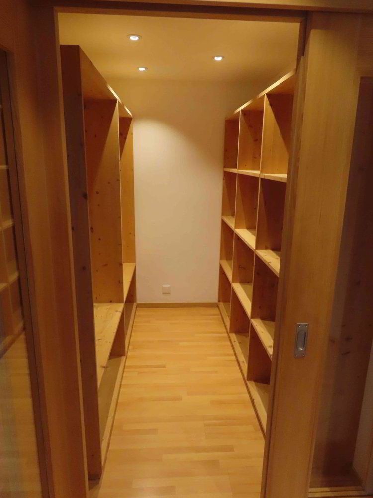 5.5 rooms Apartment to buy in Küblis - image 1/8