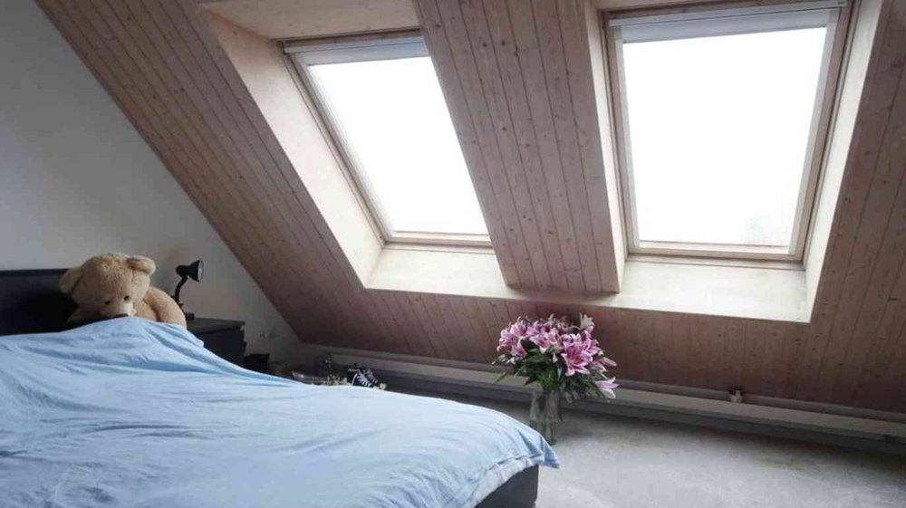 4.5 rooms Apartment to buy in Schwerzenbach - image 1/11