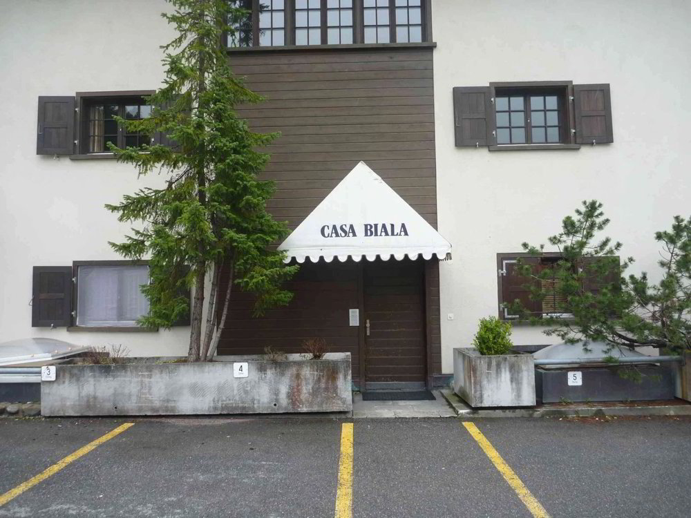 2.5 rooms Apartment for rent in Laax GR - image 1/9