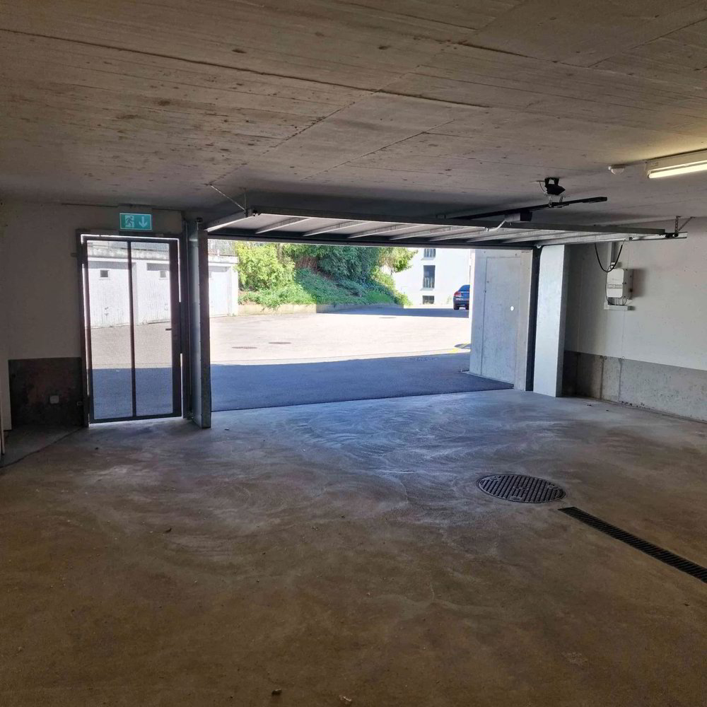 Parking, garage null pièces à louer à Oberuzwil - image 1/2