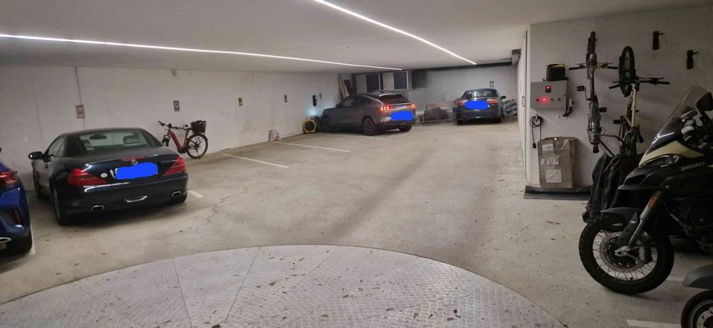 null rooms Car park, garage for rent in St. Gallen - image 1/1