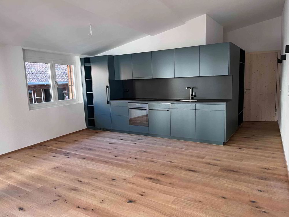 2.5 Zimmer Wohnung zu vermieten in Trin - Bild 1/2
