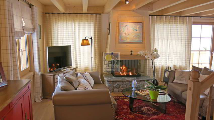 Casa di 7.5 locali in vendita a Leysin - immagine 1/13
