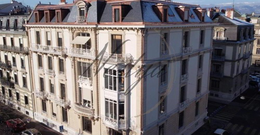 null rooms Office & Commercial for rent in Geneva - image 1/2