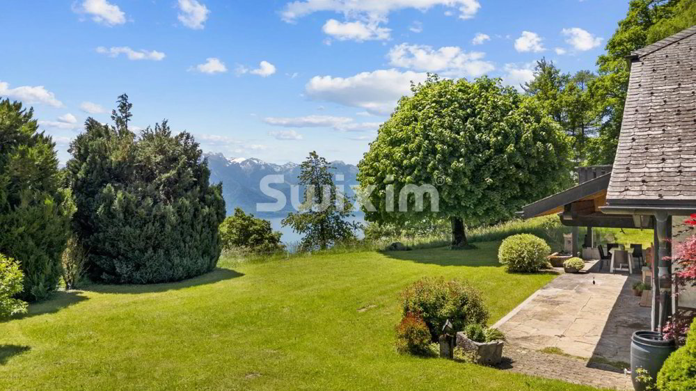 Casa di 7 locali in vendita a Montreux - immagine 1/9