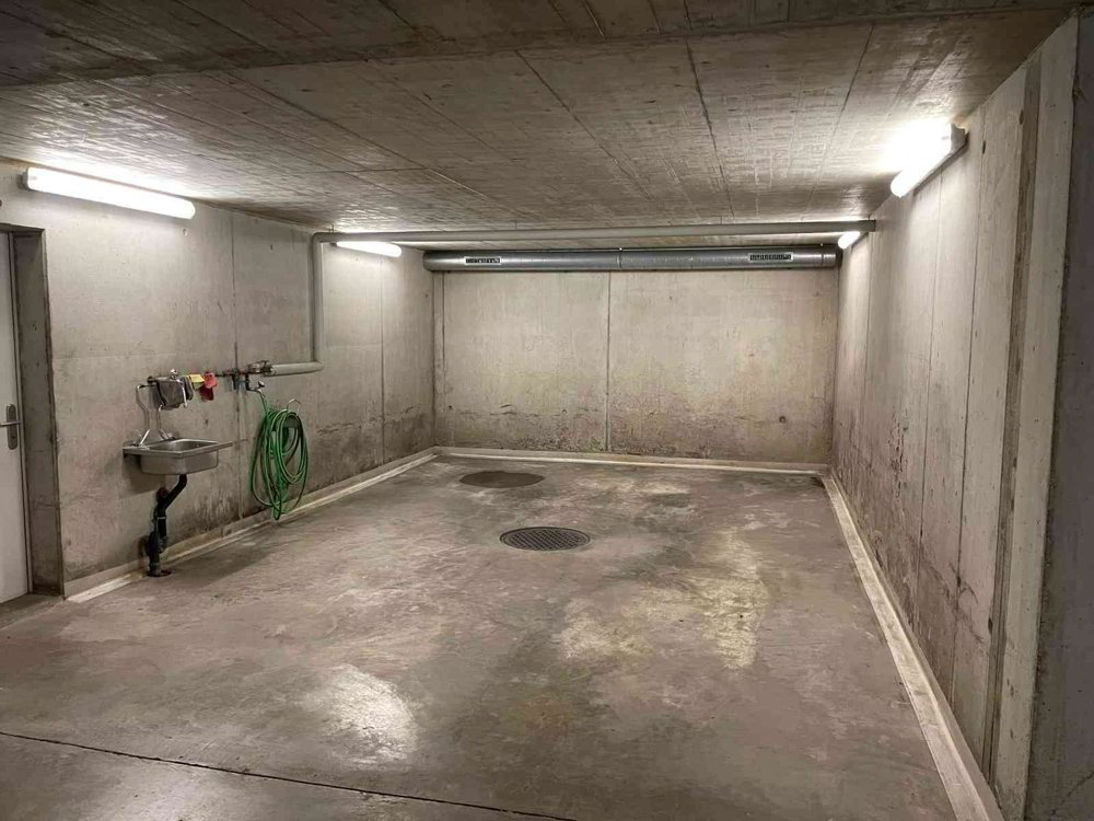 Parking, garage null pièces à louer à Steffisburg - image 1/5
