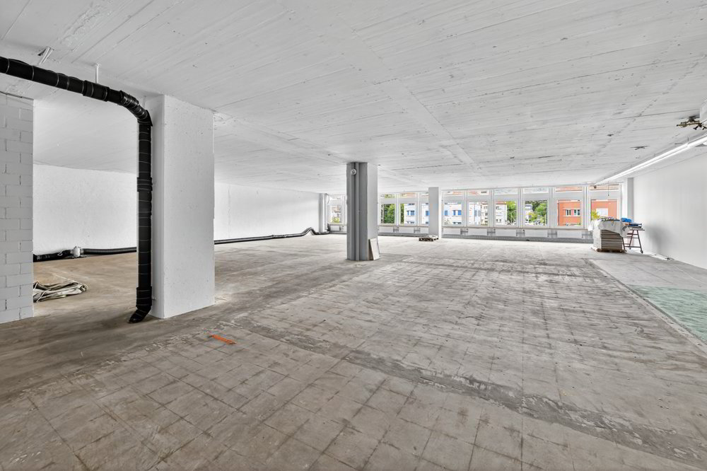 Bureau & Commerce null pièces à louer à Zürich - image 1/5