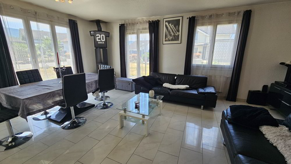 5 rooms House to buy in Delsberg - image 1/13