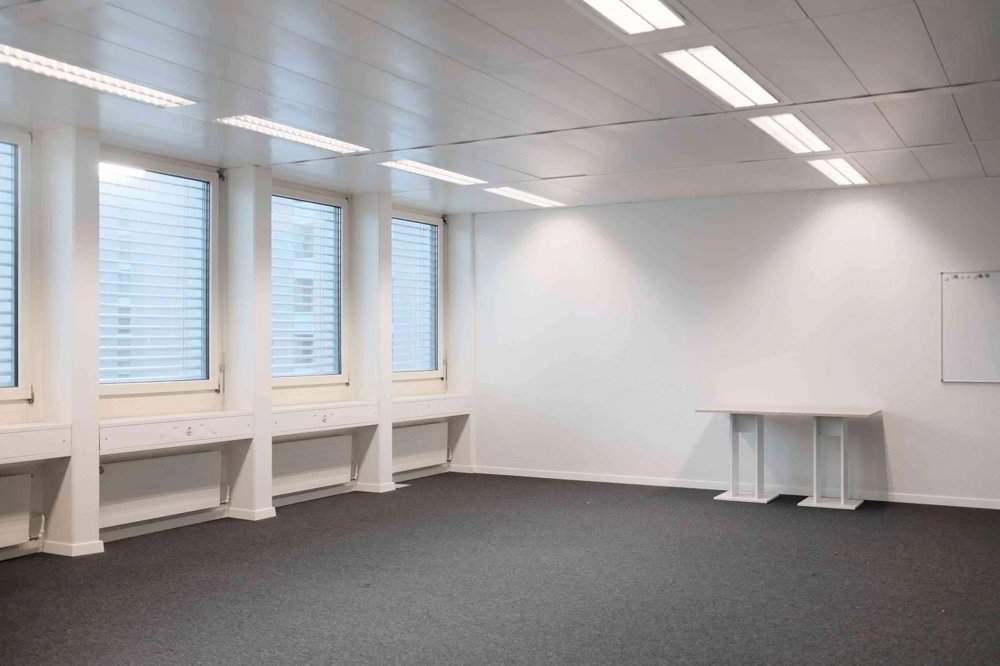 1 rooms Office & Commercial for rent in Zürich - image 1/4