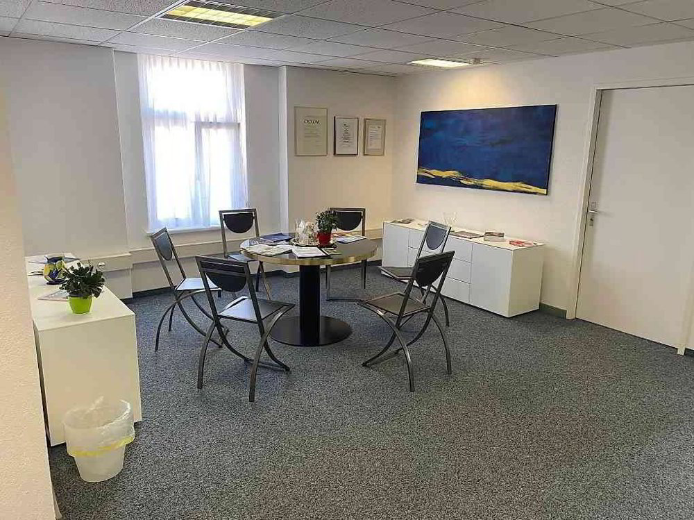 1 Zimmer Büro zu vermieten in Wil SG - Bild 1/4