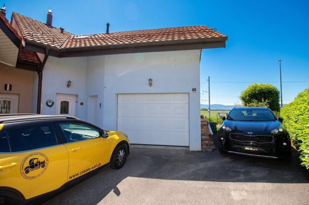 Casa di 6.5 locali in vendita a Etagnières - immagine 1/8