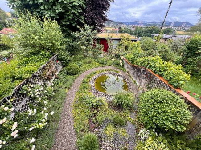 Casa di 4 locali in vendita a Bolligen - immagine 1/1