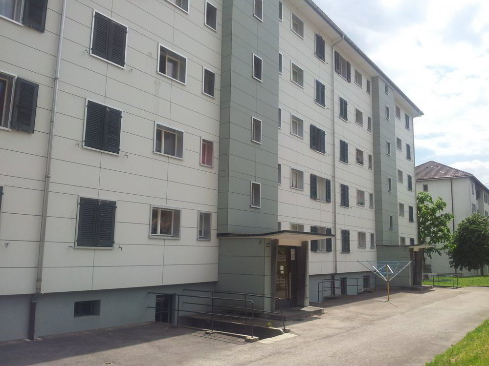 3 rooms Apartment for rent in La Chaux-de-Fonds - image 1/8