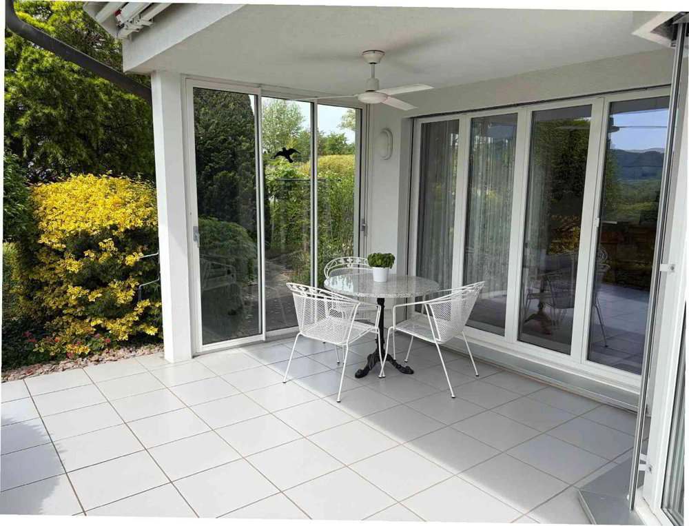 5.5 rooms House to buy in Rünenberg - image 1/13