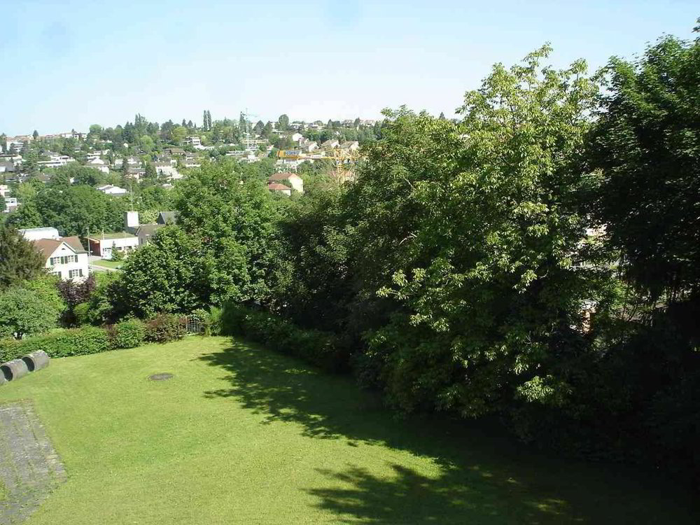 5.5 Zimmer Haus zu vermieten in Oberwil BL - Bild 1/8