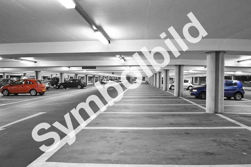 null Zimmer Parkplatz, Garage zu vermieten in Root - Bild 1/1