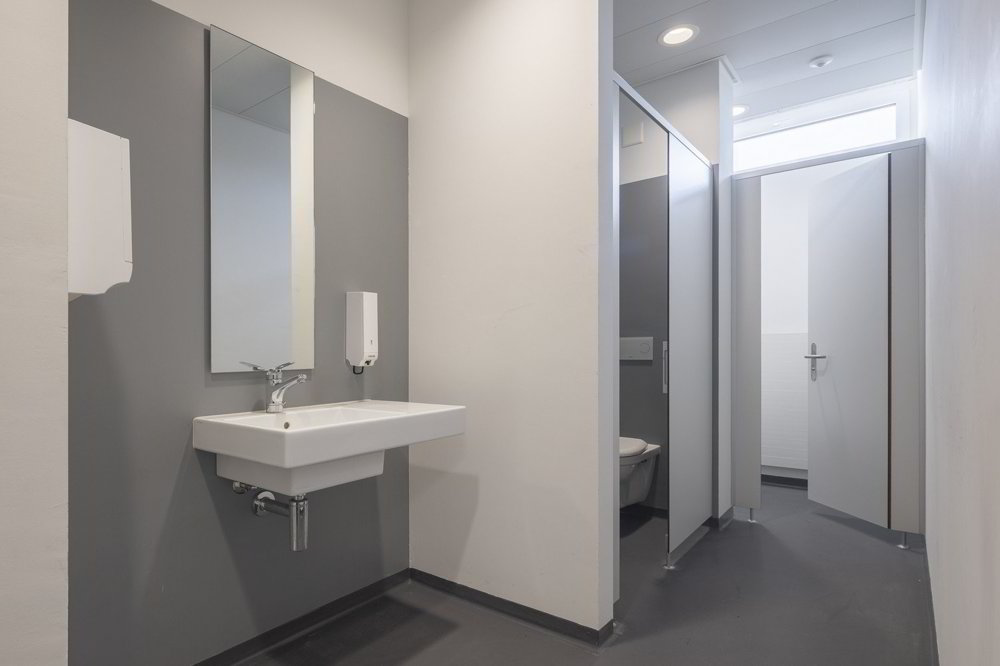 null rooms Office & Commercial for rent in Zurich - image 1/8