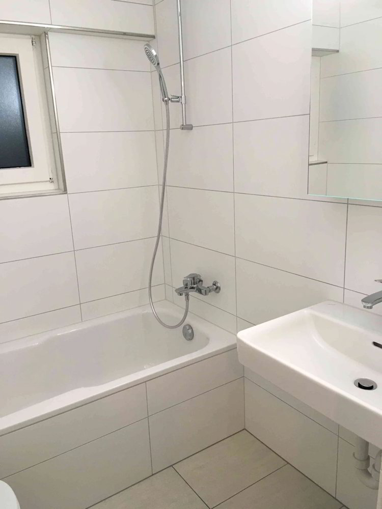 3.5 rooms Apartment for rent in Wil SG - image 1/6