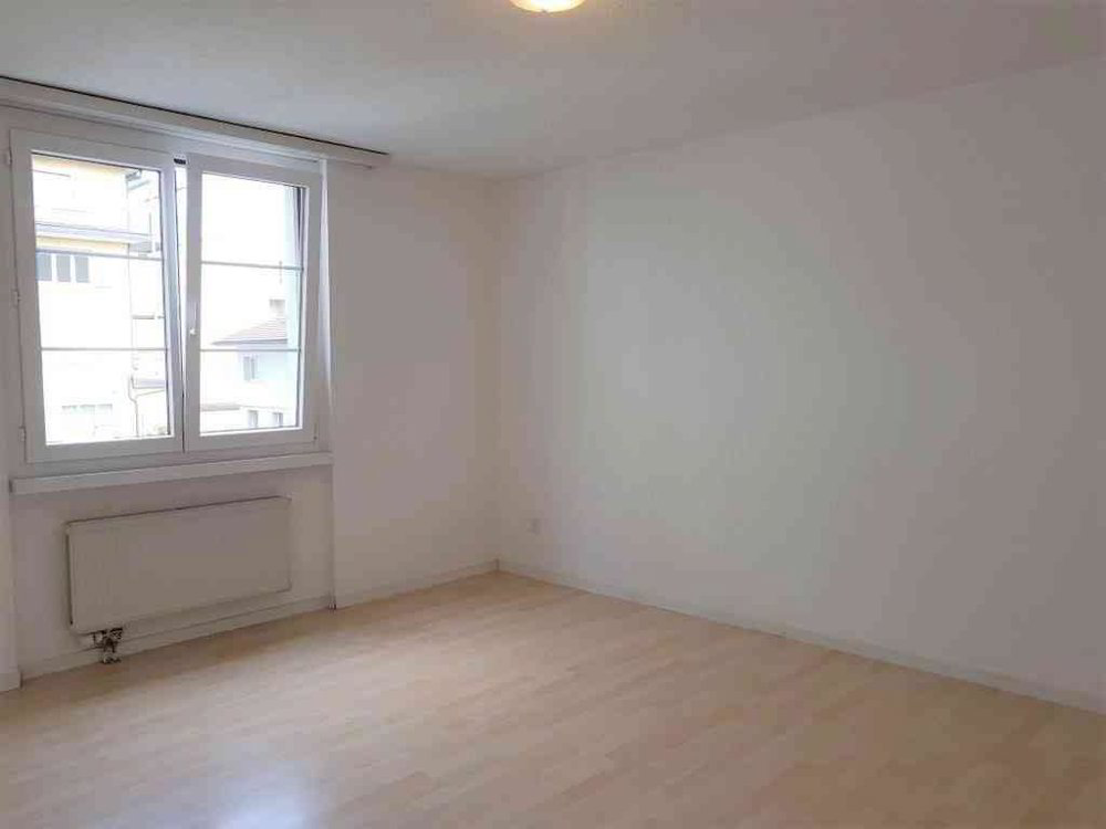Appartement 3 pièces à louer à Rheineck - image 1/10