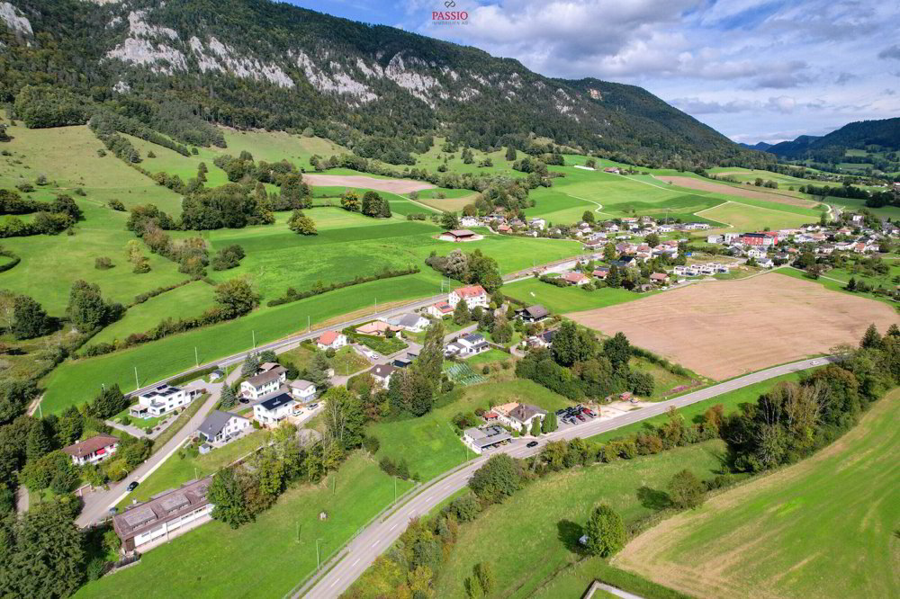 Casa di 5.5 locali in vendita a Grandval - immagine 1/37