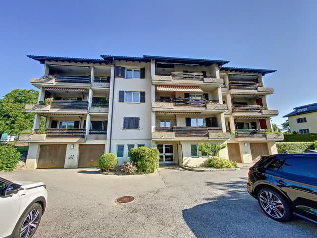 5.5 rooms Apartment for rent in Corminboeuf - image 1/6