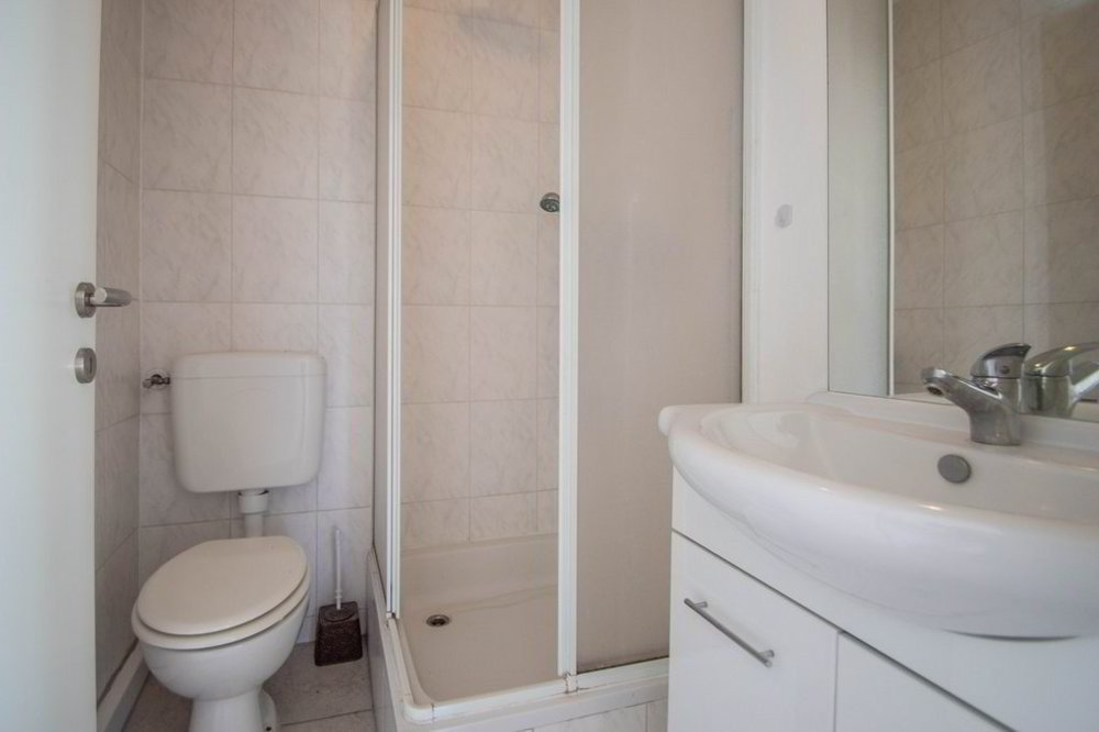 Appartement 2 pièces à louer à Rheineck - image 1/5