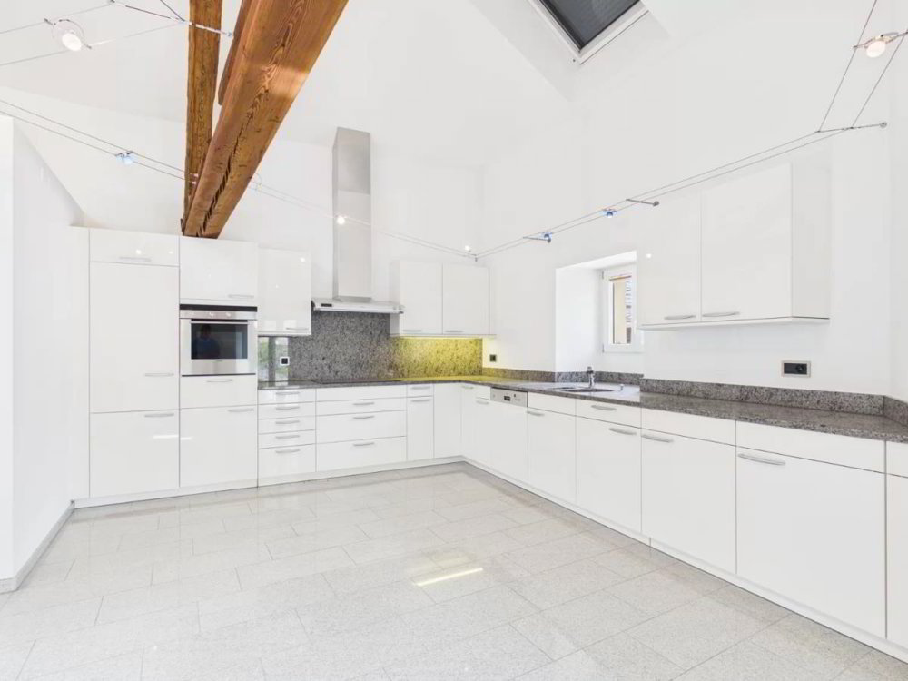 4 Zimmer Wohnung zum verkaufen in Glis - Bild 1/1