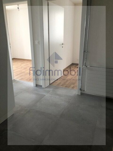 3 Zimmer Wohnung zu vermieten in La Chaux-de-Fonds - Bild 1/9