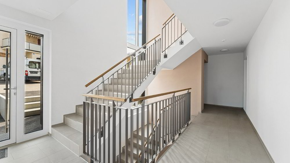 3 rooms Apartment to buy in Ettingen - image 1/13