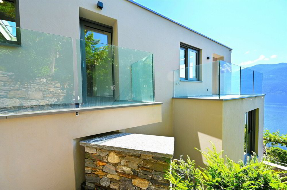 4 Zimmer Haus zum verkaufen in Ronco sopra Ascona - Bild 1/13