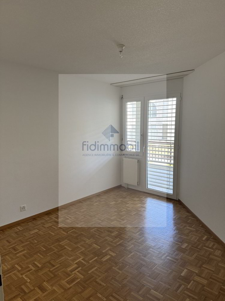 3 Zimmer Wohnung zu vermieten in Neuchâtel - Bild 1/8