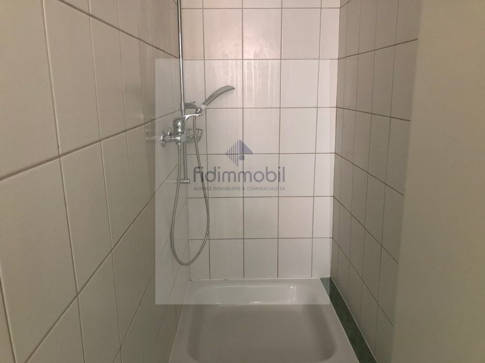 3 Zimmer Wohnung zu vermieten in La Chaux-de-Fonds - Bild 1/7